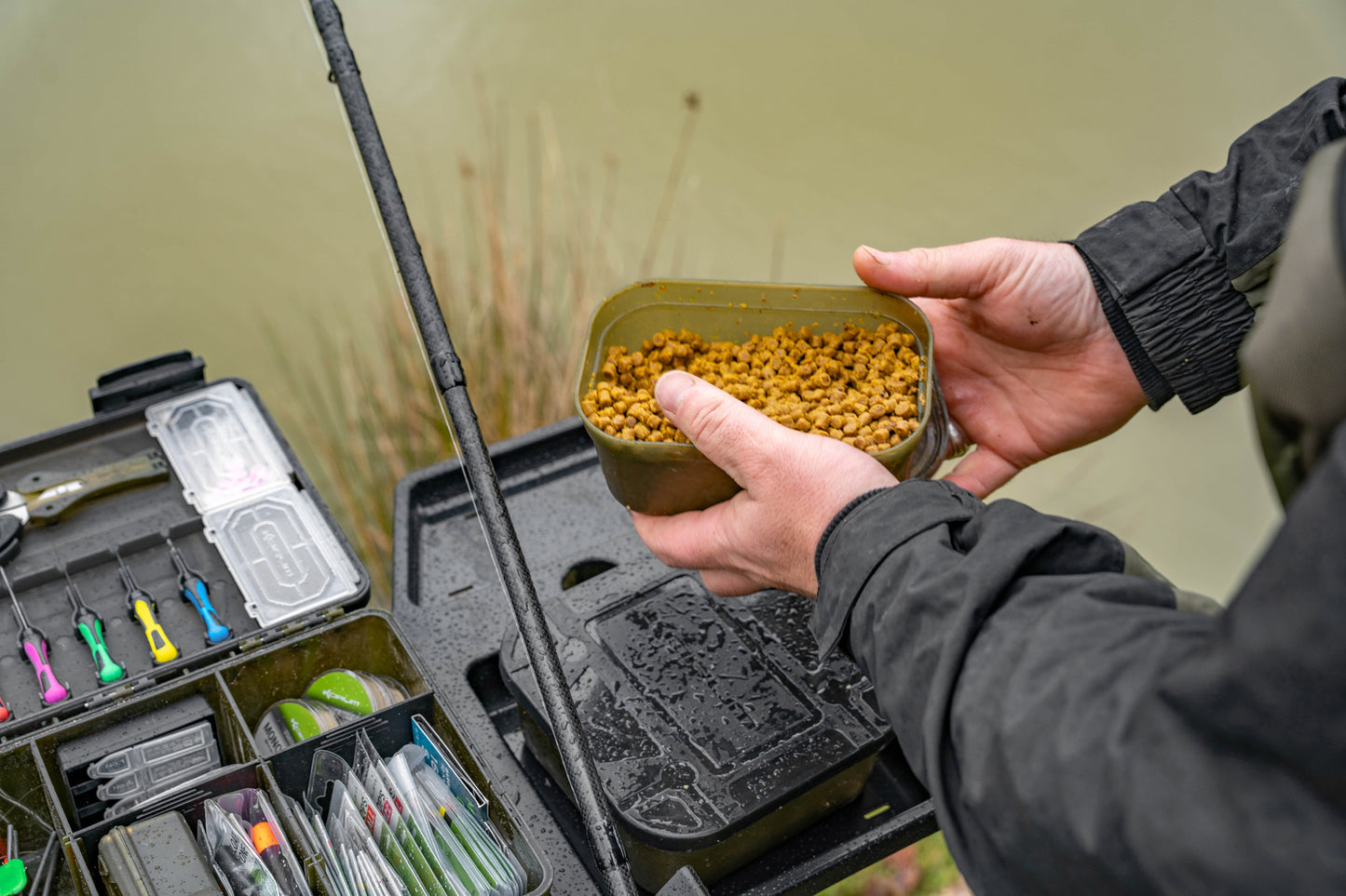 Korum allrounder tray & tripod adaptor