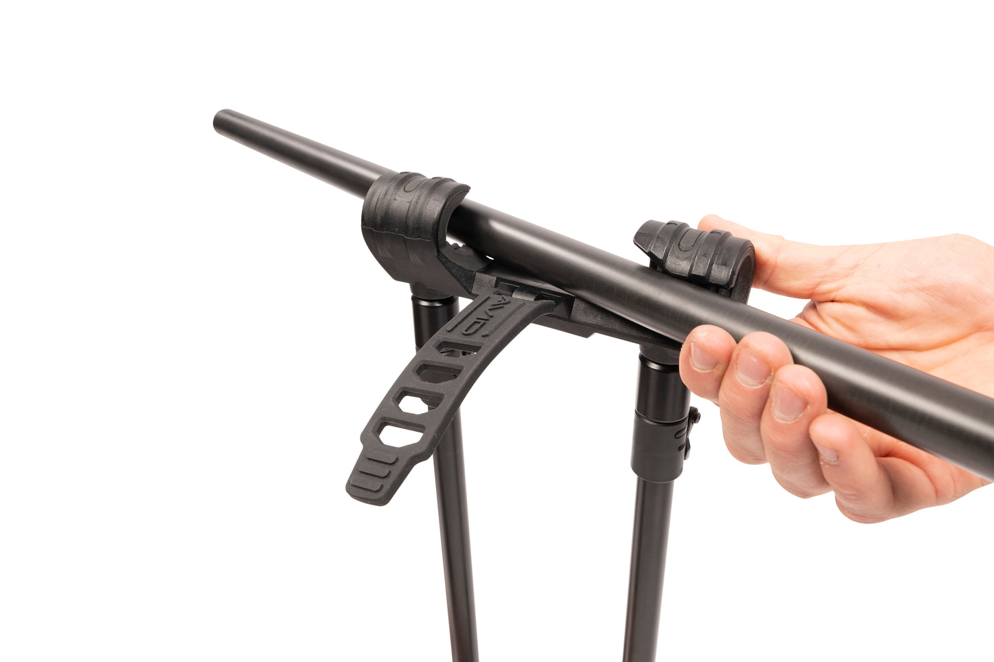 Avid lok down landing net holder