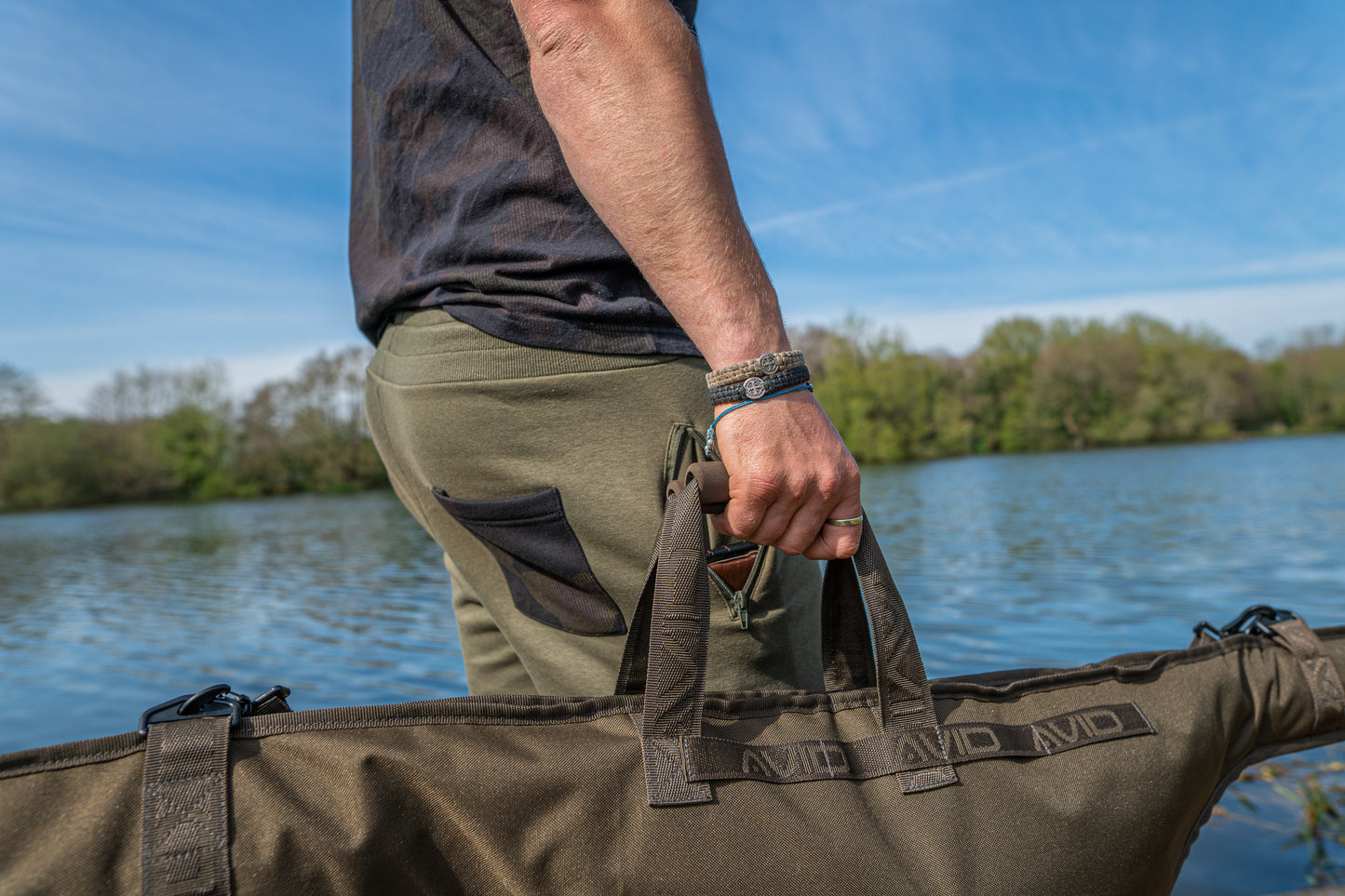 Avid compound single rod sleeves