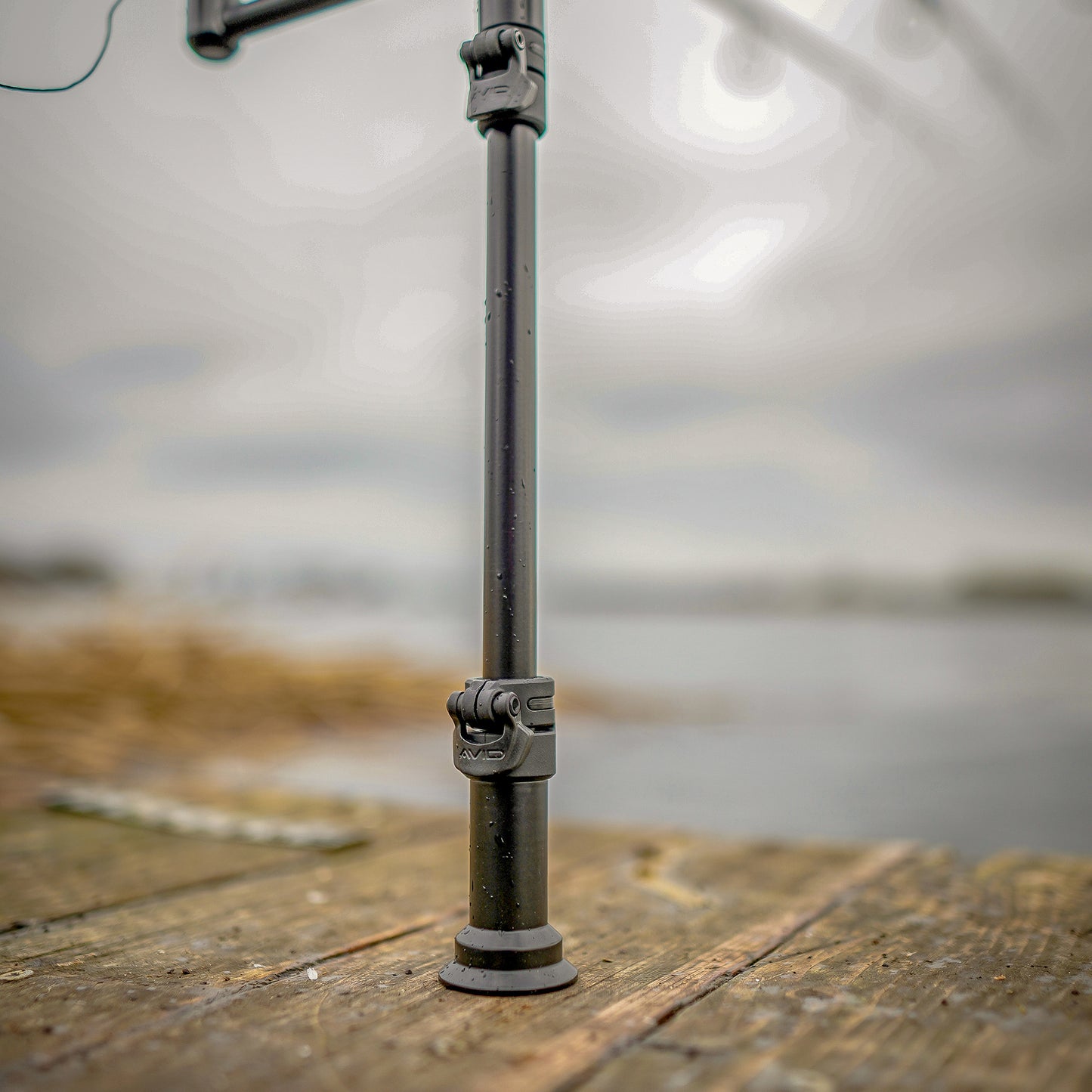 Avid lok down stage stand