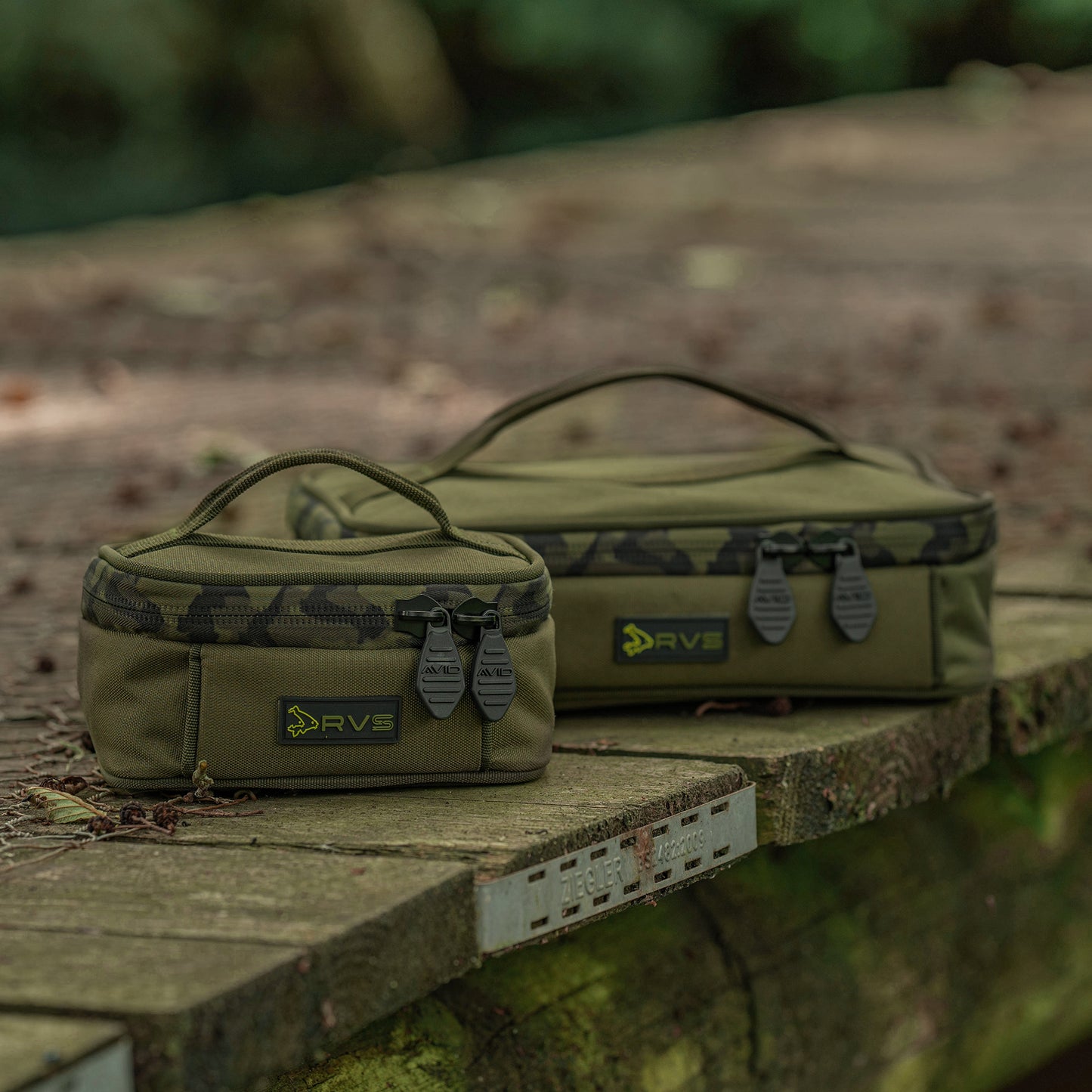 Avid rvs accessory pouch