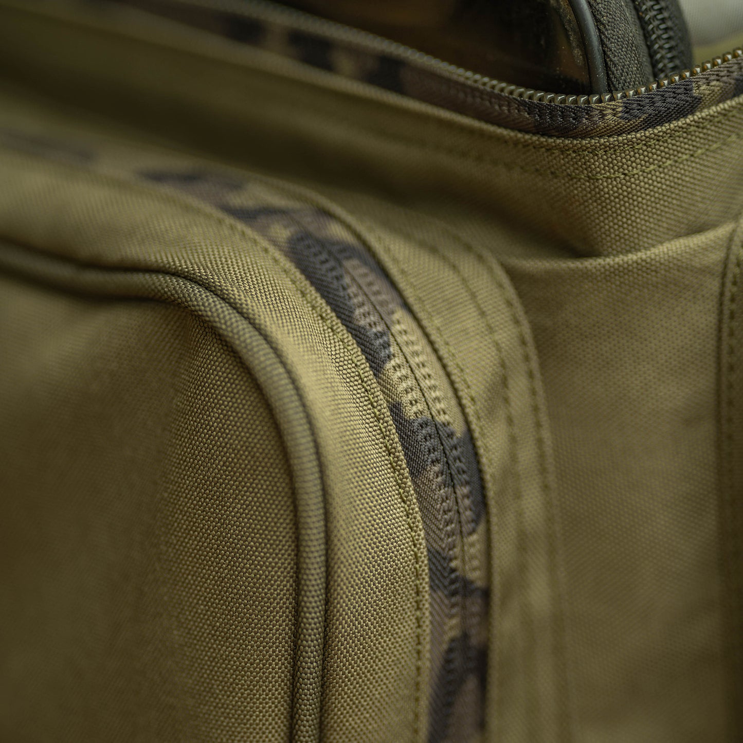 Avid rvs compact rucksack