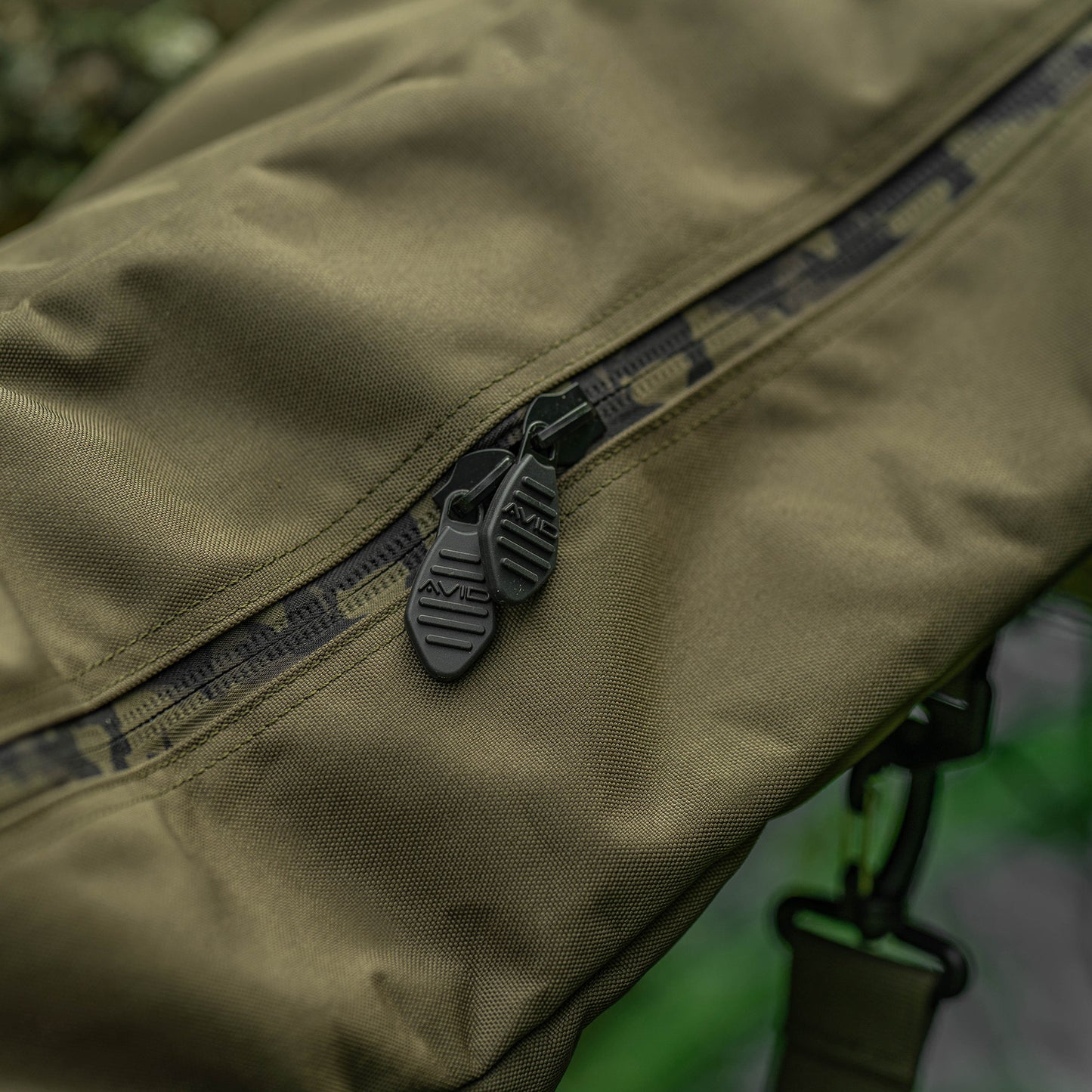 Avid rvs 3 rod sleeve