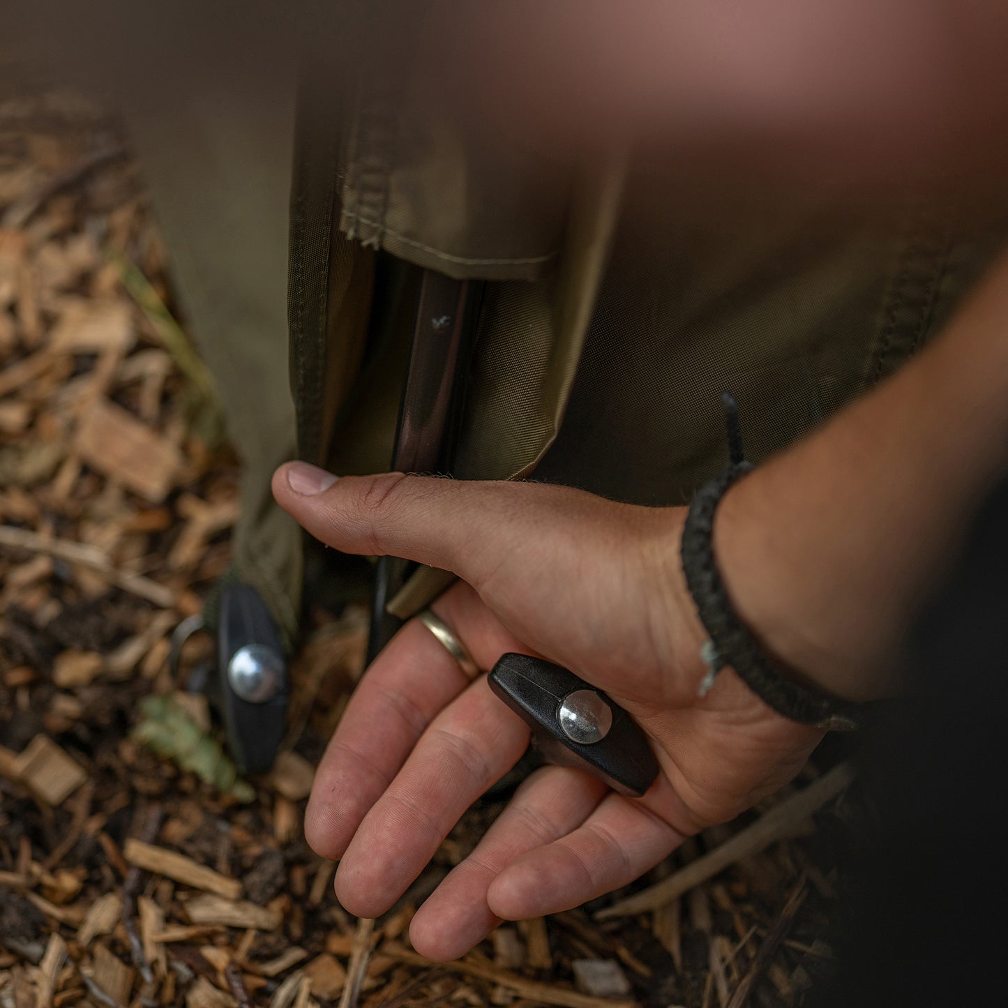 Avid revolve brolly system