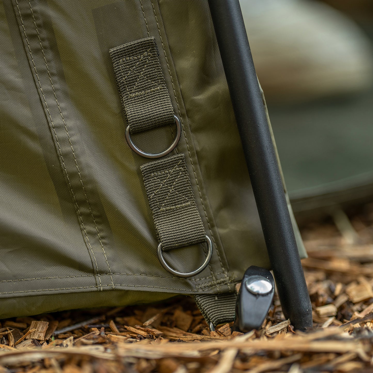 Avid revolve brolly system