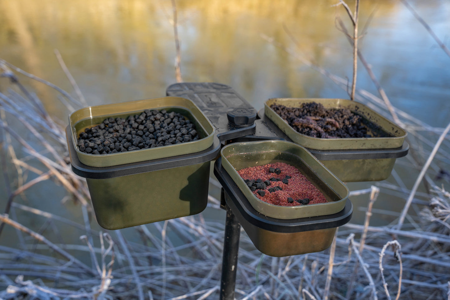 Korum compact bait waiter set