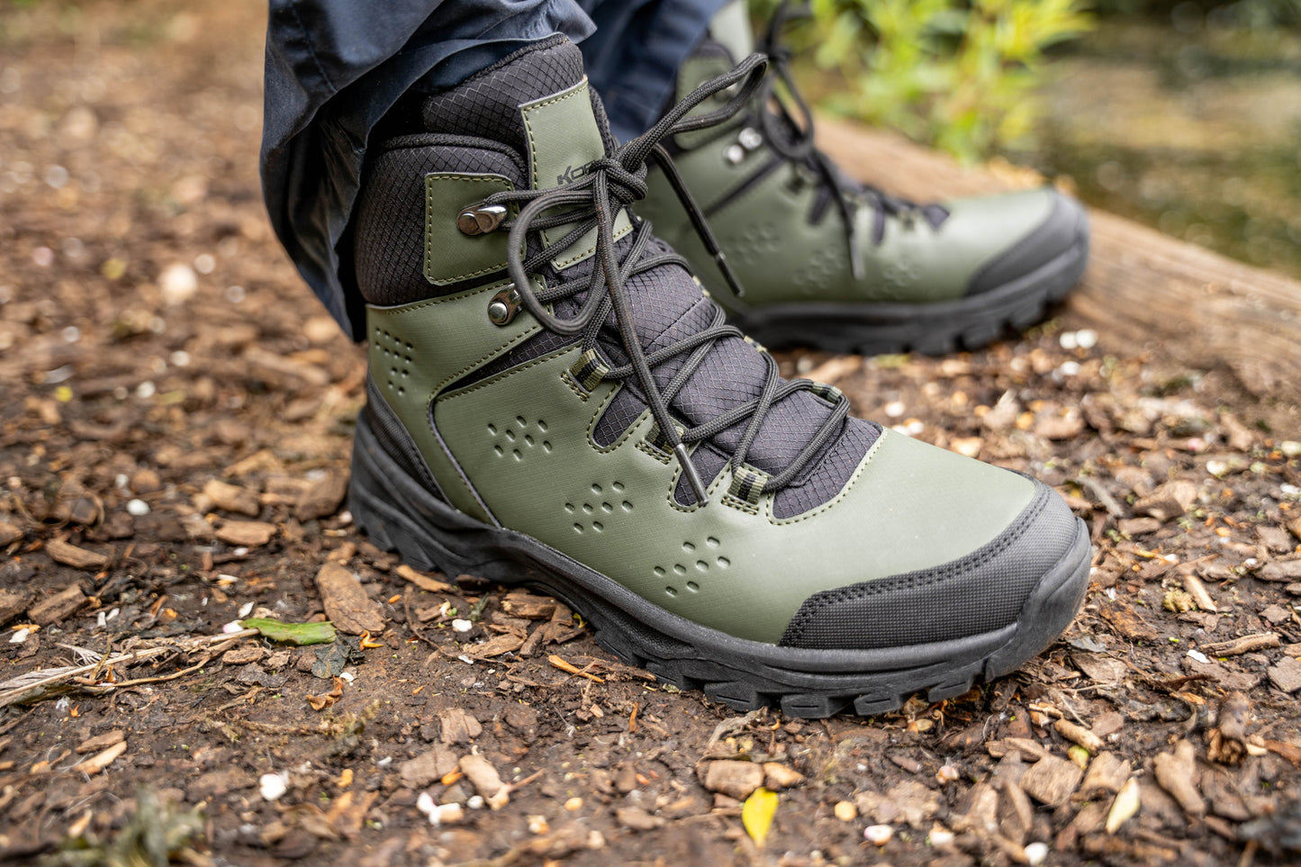 Korum ripstop trail boot