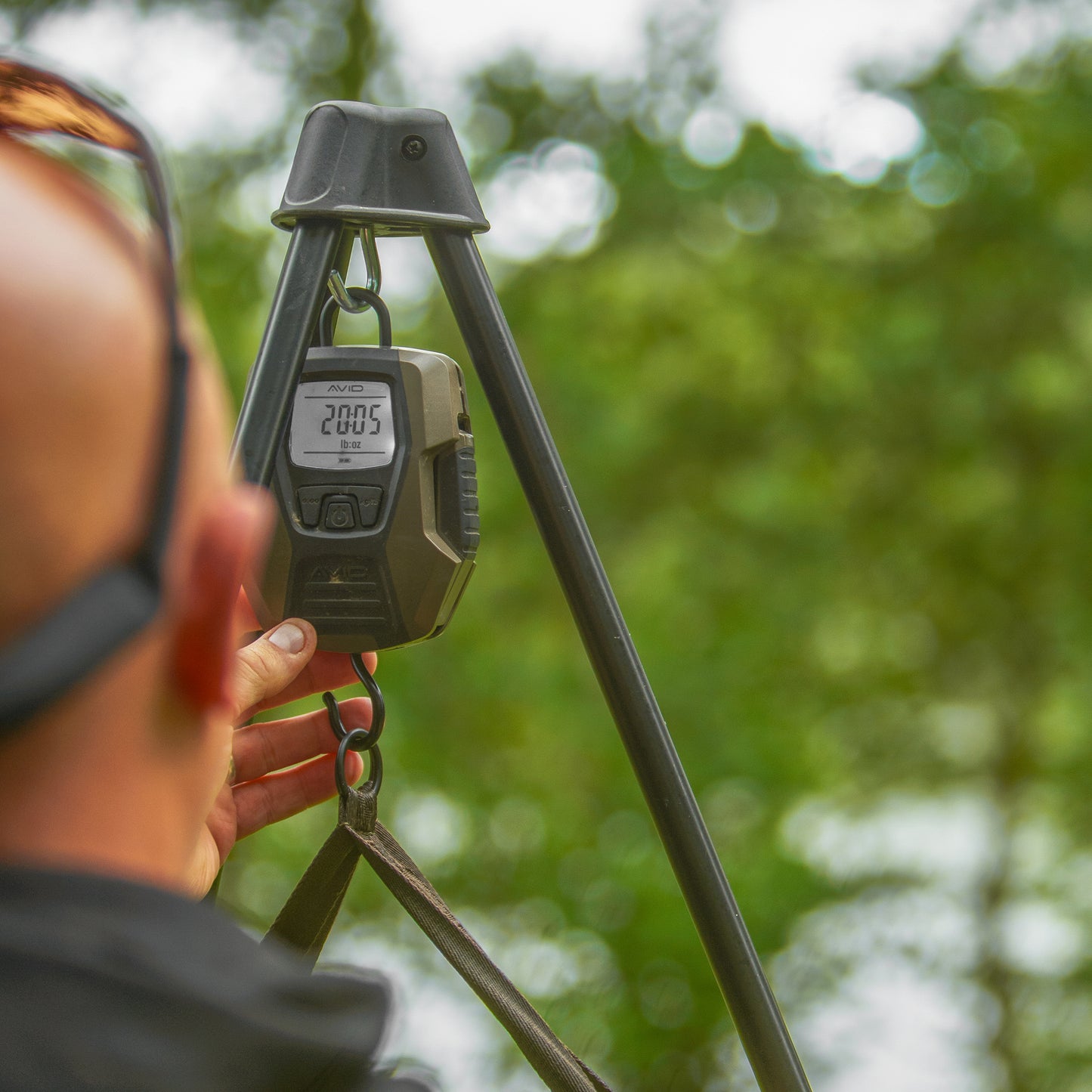 Revolve Weigh Tripod