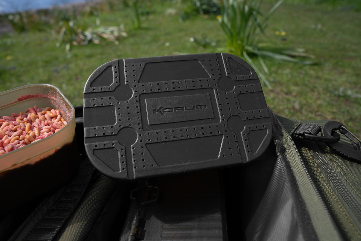 Maggot Bait Tub