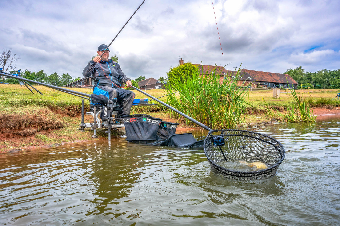 Carbon Match Landing Net