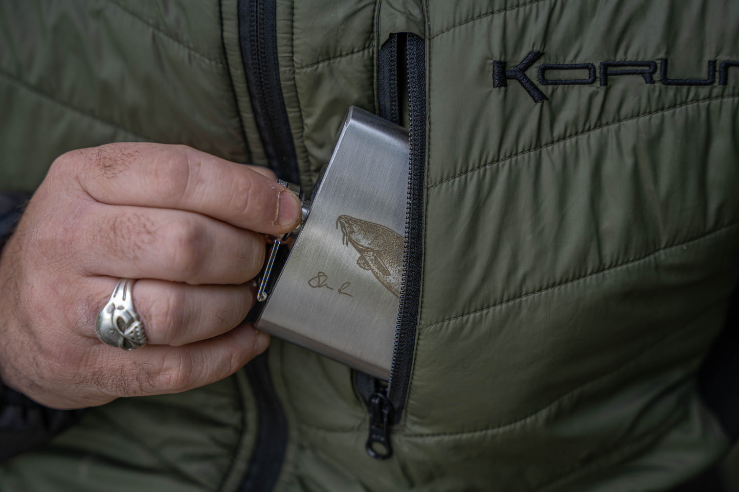 Classic Hip Flask Barbel