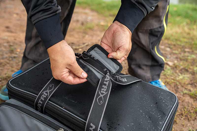 Aquos Ultra Cool Bag