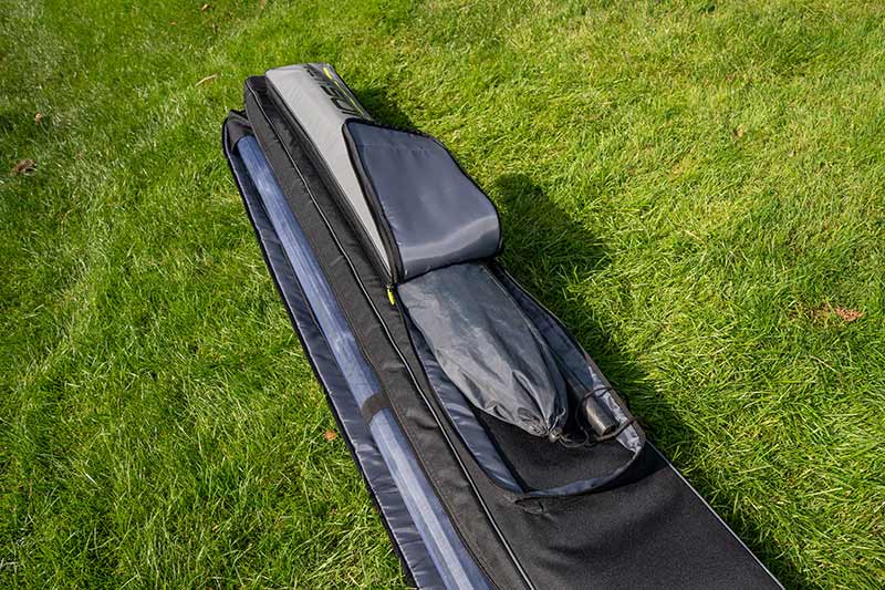 Aquos Ultra Rod Holdall