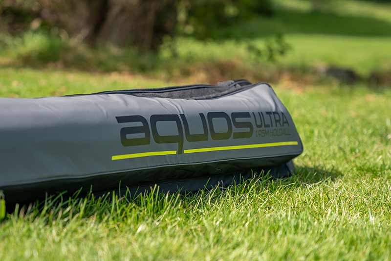 Aquos Ultra Rod Holdall