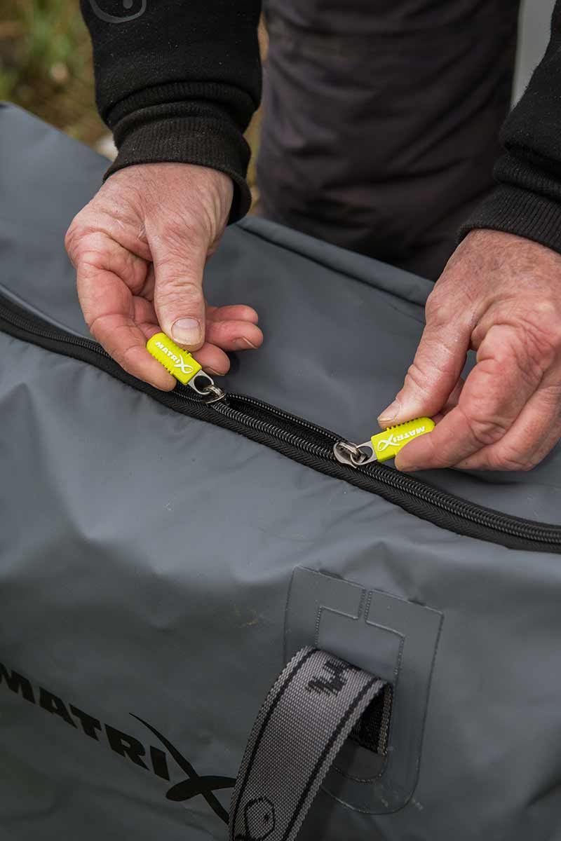 Aquos Ultra PVC Net Bag