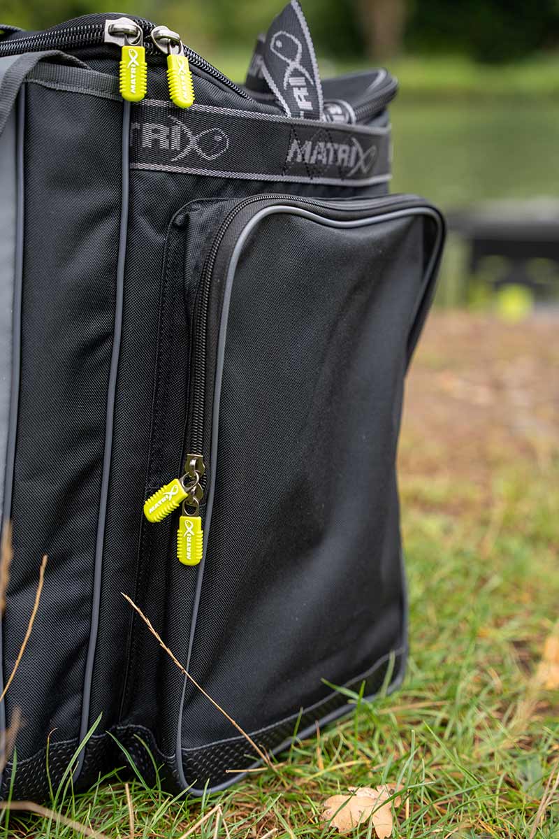 Aquos Ultra Carryall
