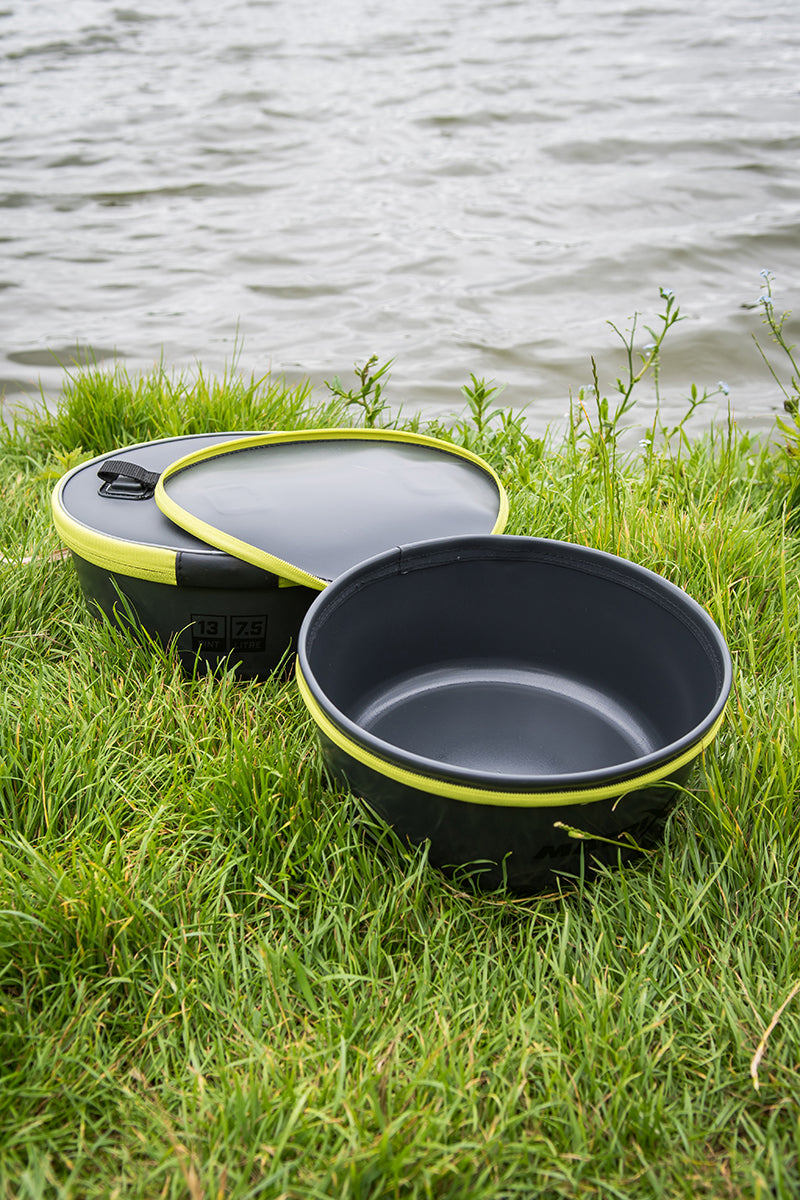 Moulded EVA Bowl With Lid