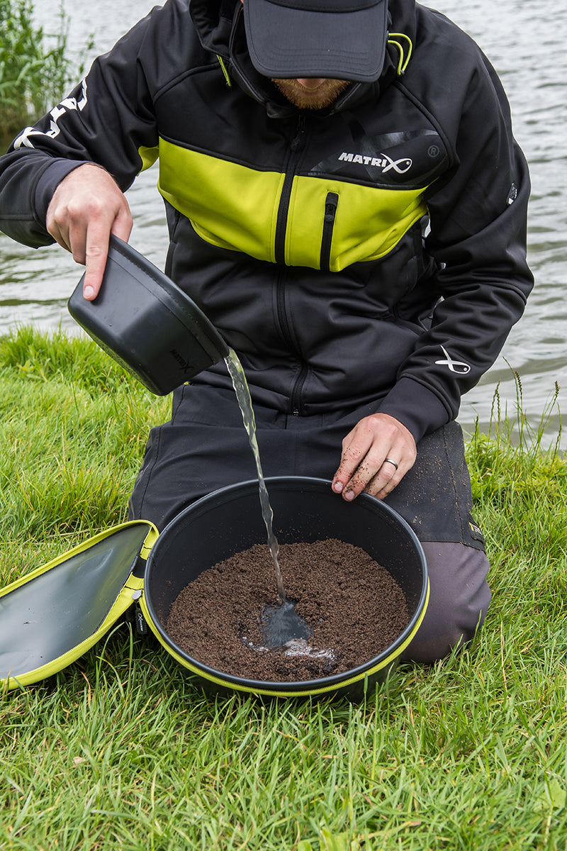 Moulded EVA Bowl With Lid