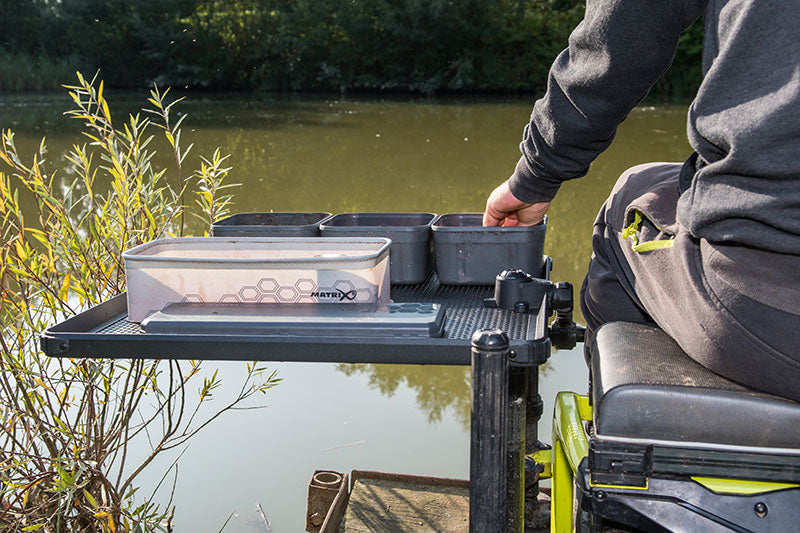 Self-Supporting Side Trays