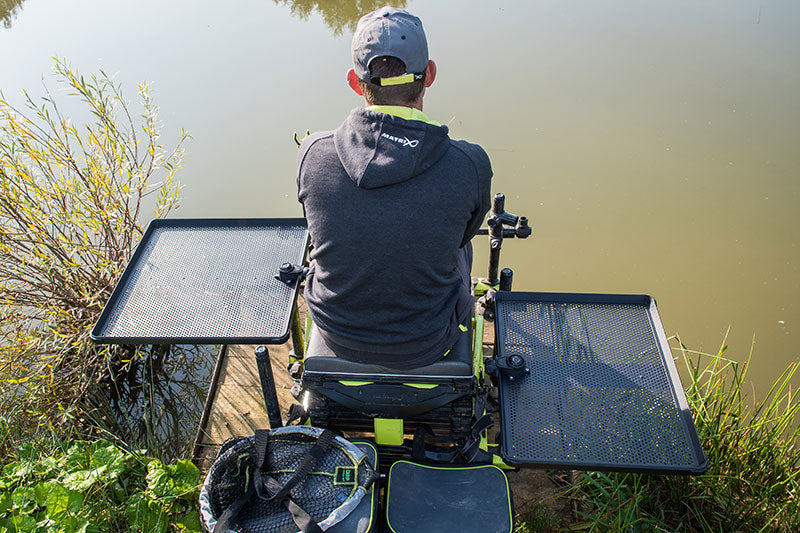 Self-Supporting Side Trays