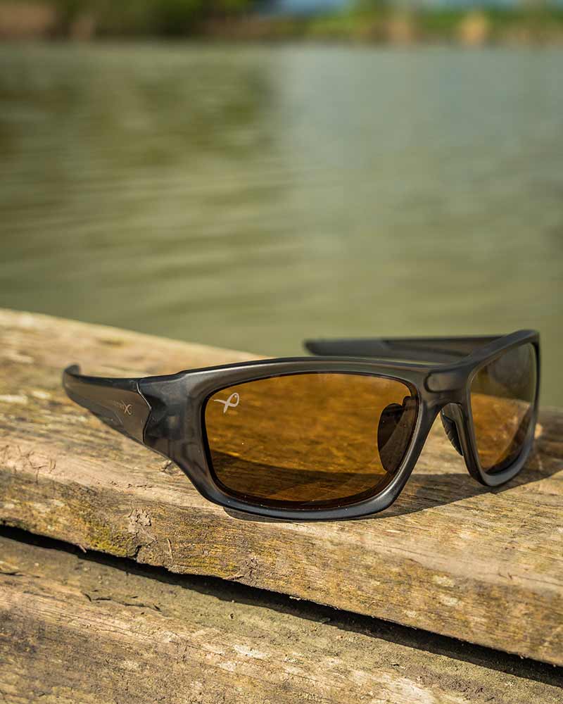 Wraps Polarised Sunglasses