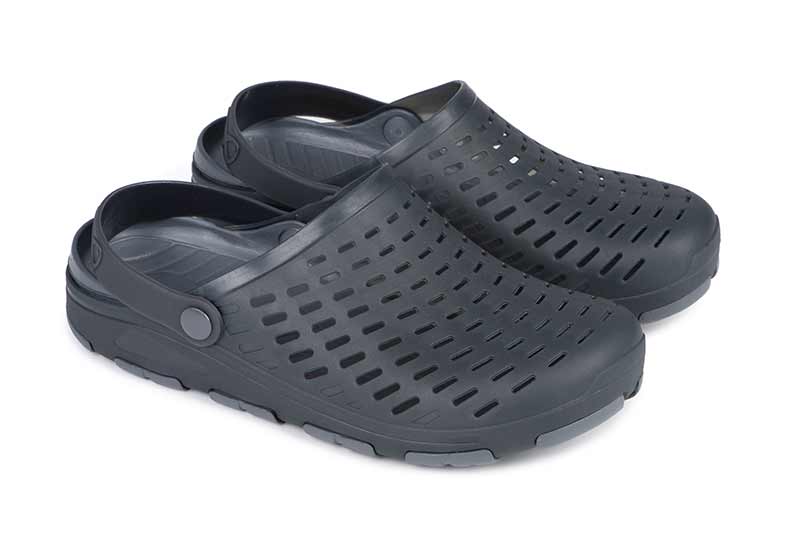 Clogs