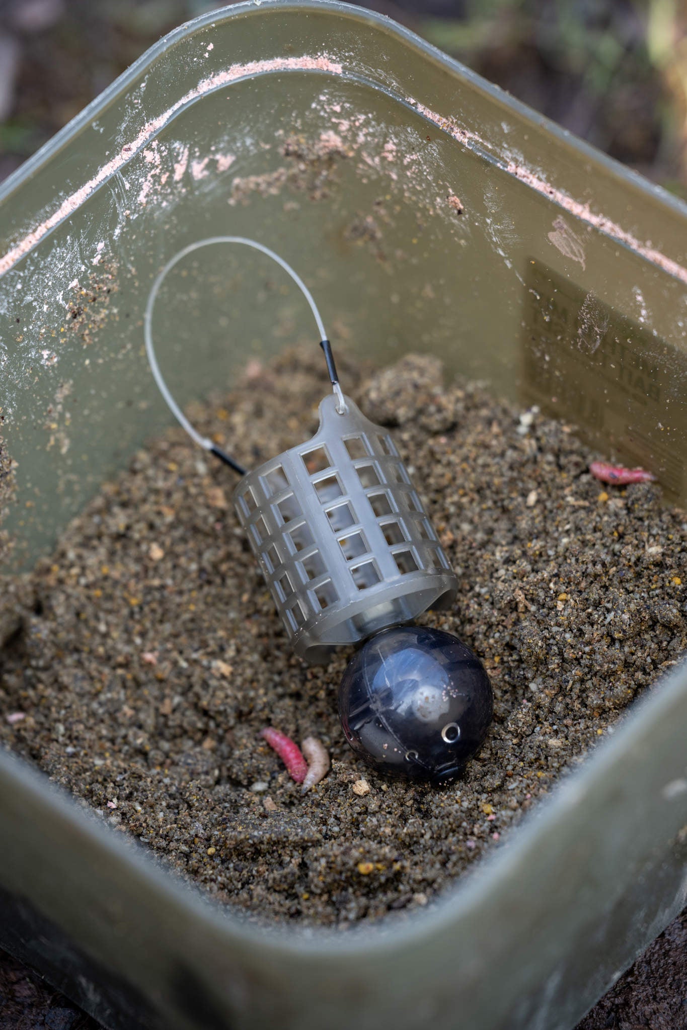 Slow Sinking Feeder
