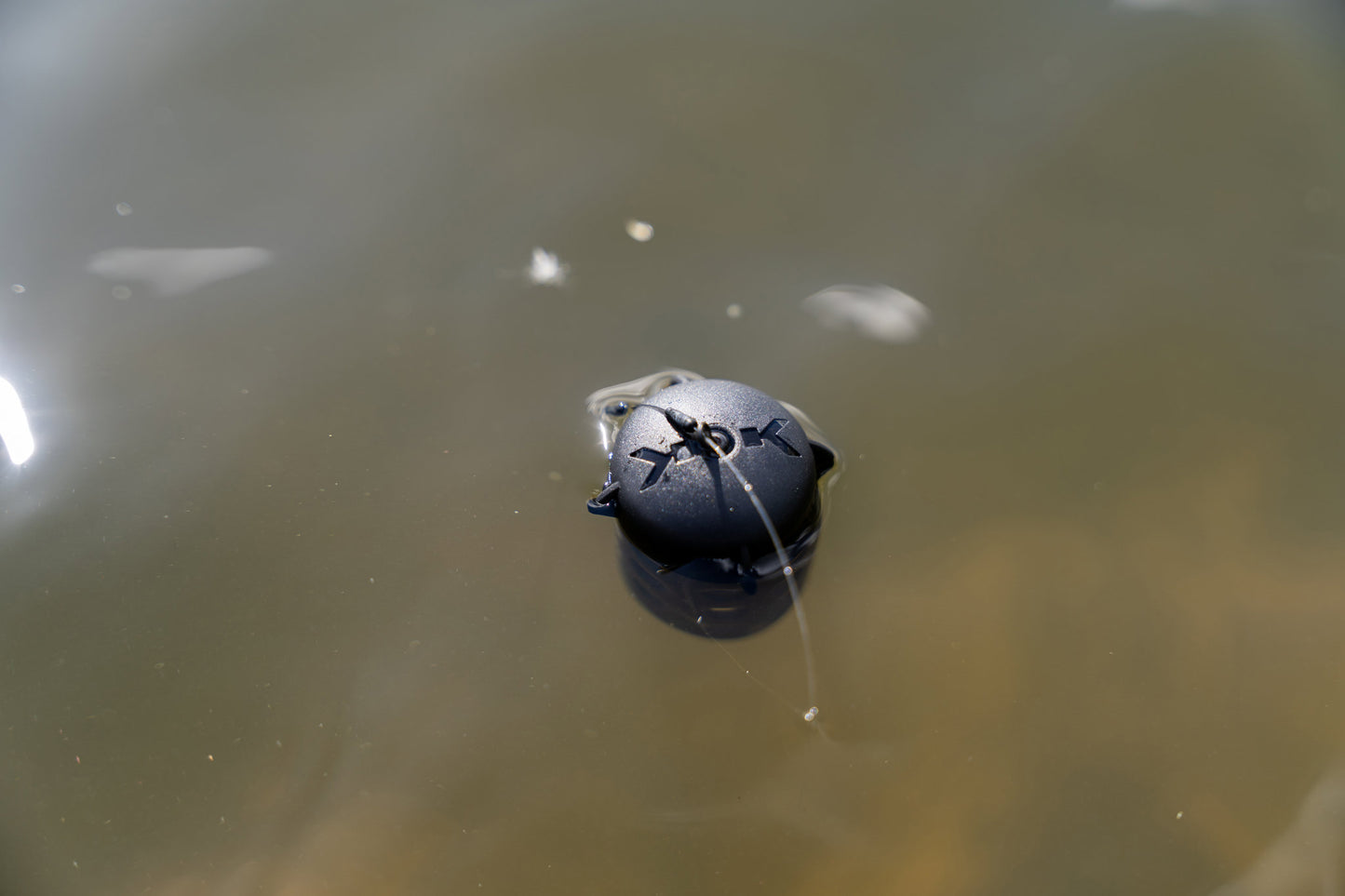 Floating Feeder