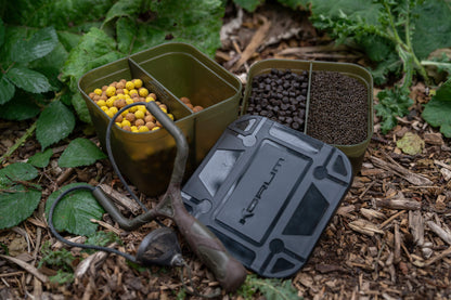 Divided Bait Tub