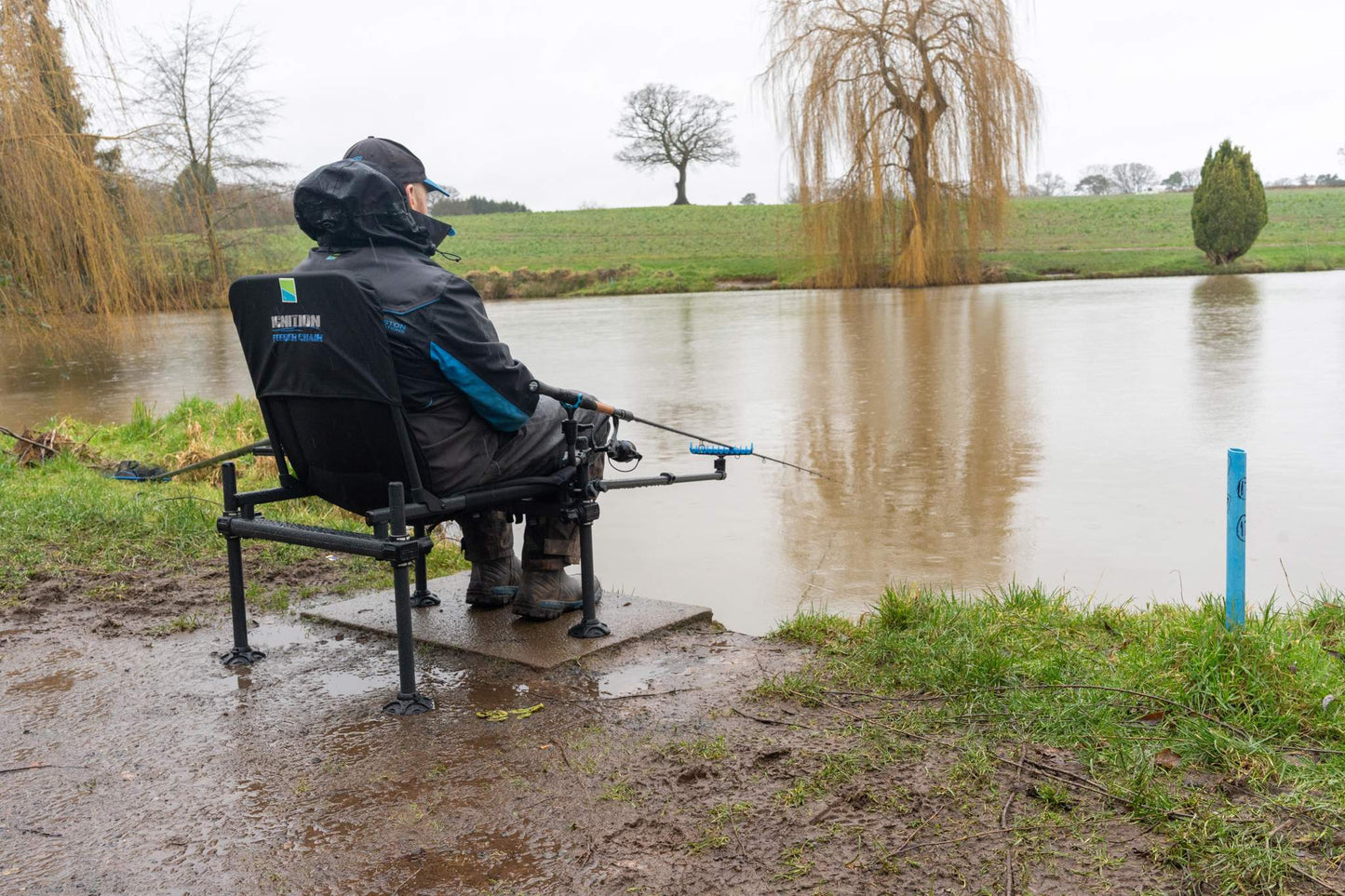 Ignition Feeder Chair Combo