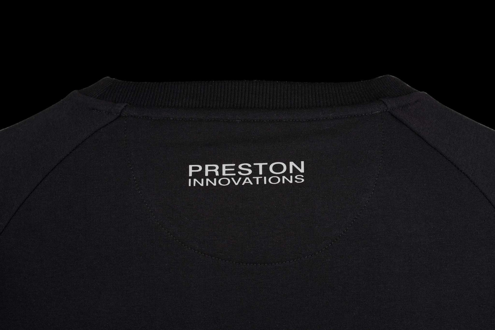 Black Minimal Sweatshirt