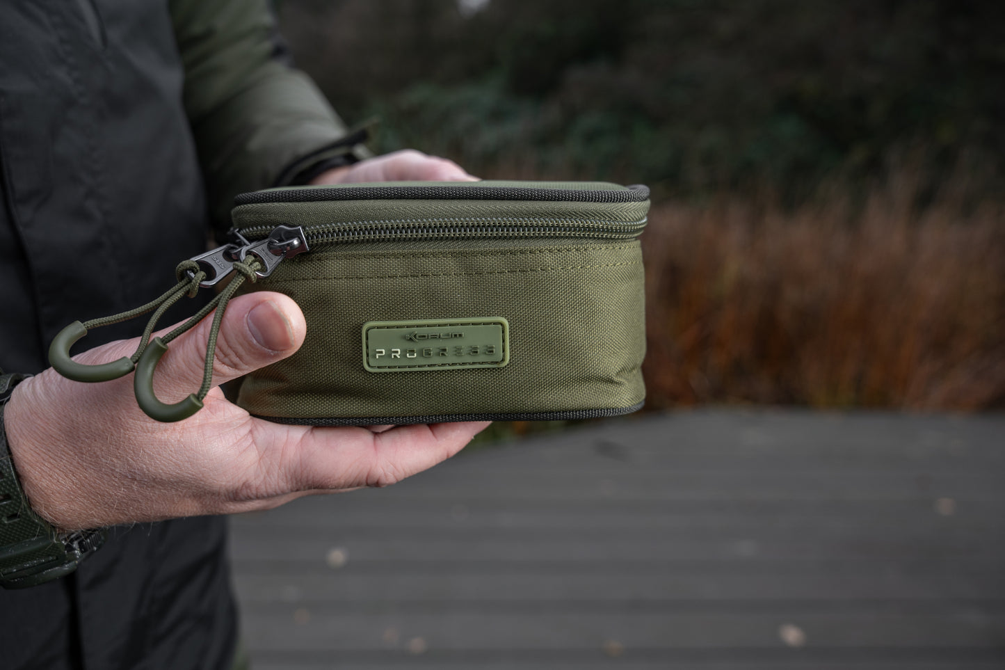 Korum progress tackle pouch