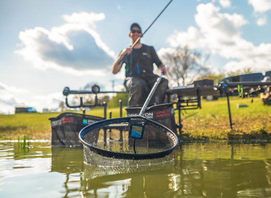 Preston quick dry landing net