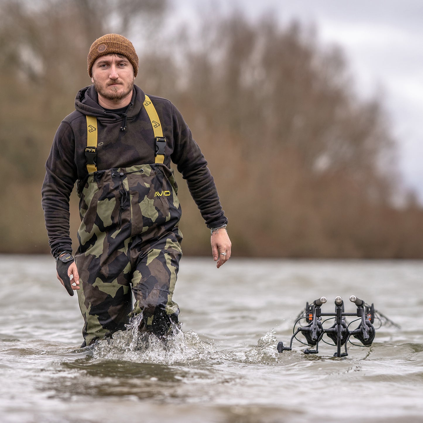 Avid 420d camo chest waders