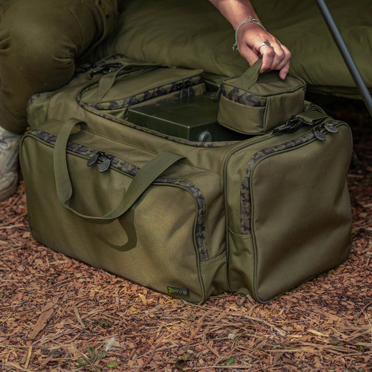 Avid rvs carryall