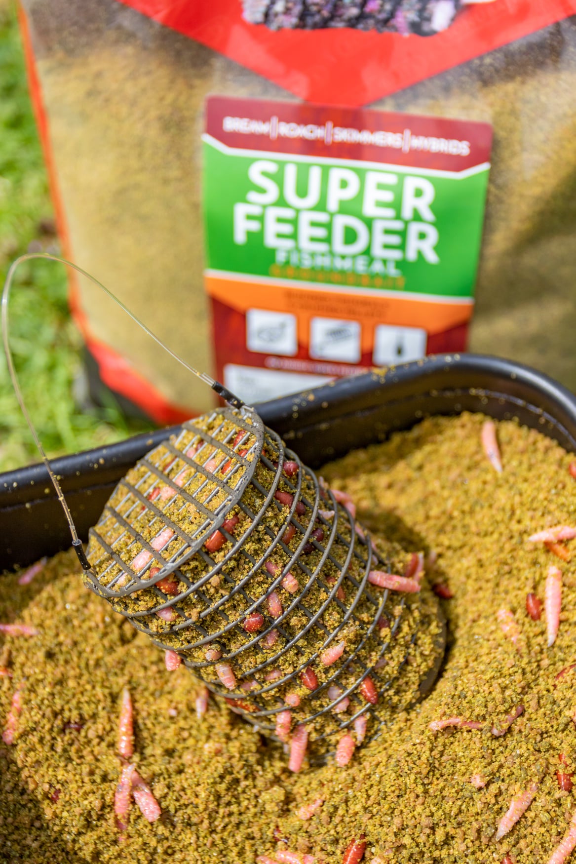 Super feeder fishmeal ground bait