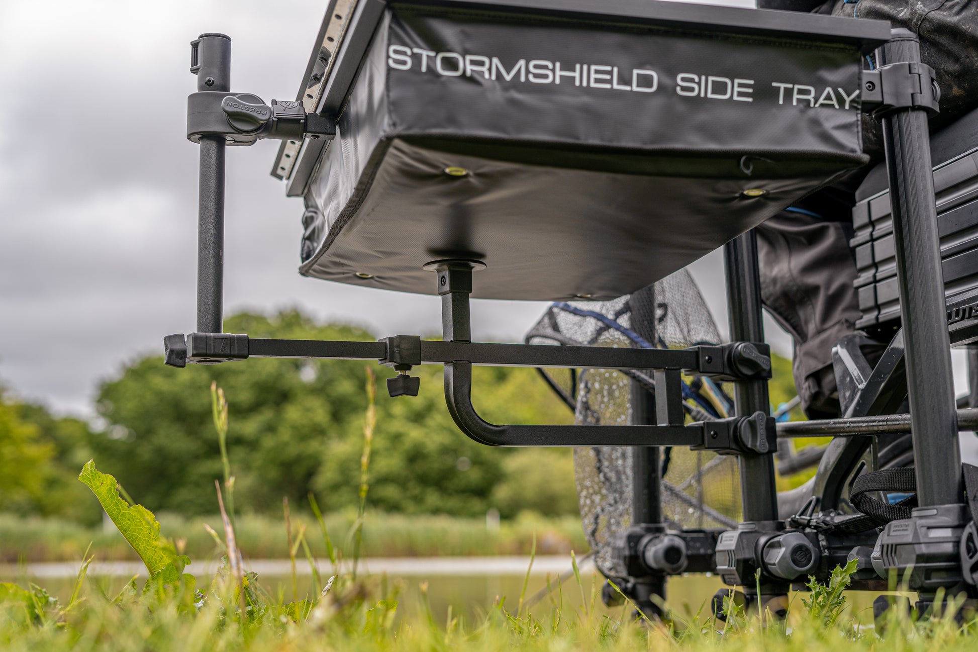 Offbox Side Tray Support Accessory Arm