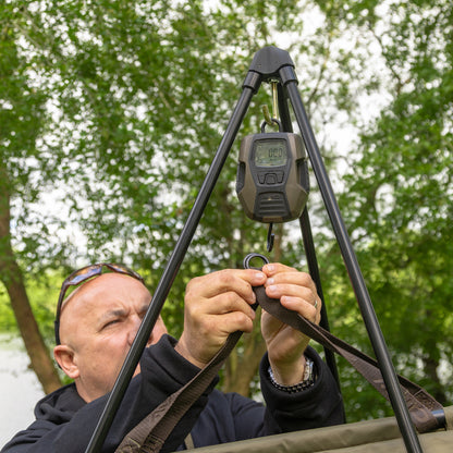 PRO-Tect Deluxe Tripod