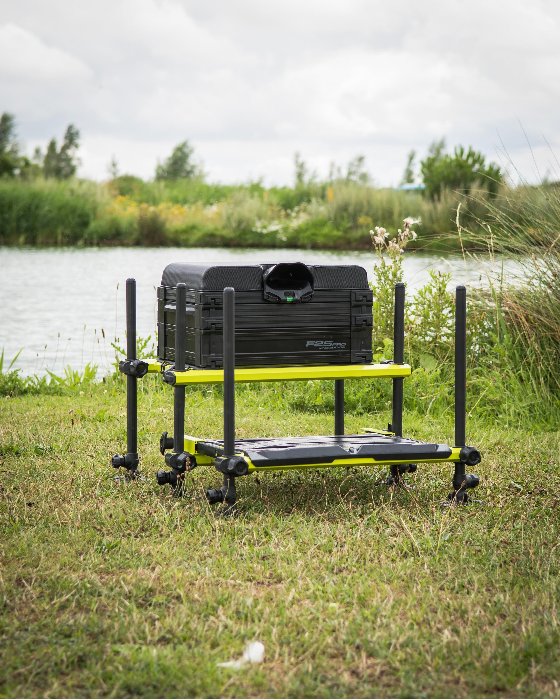 F25 Pro Seatbox