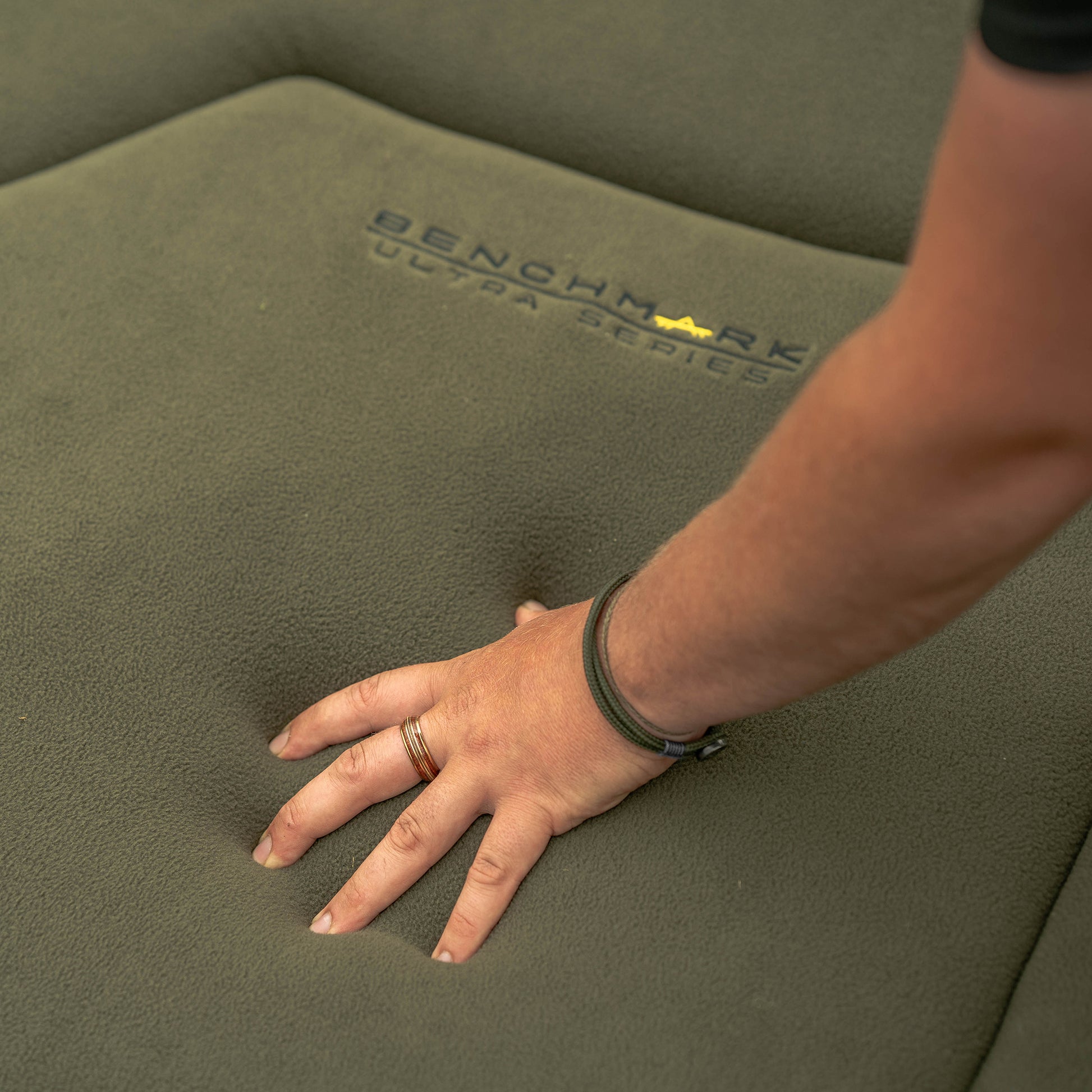 Benchmark Ultra Standard Bed