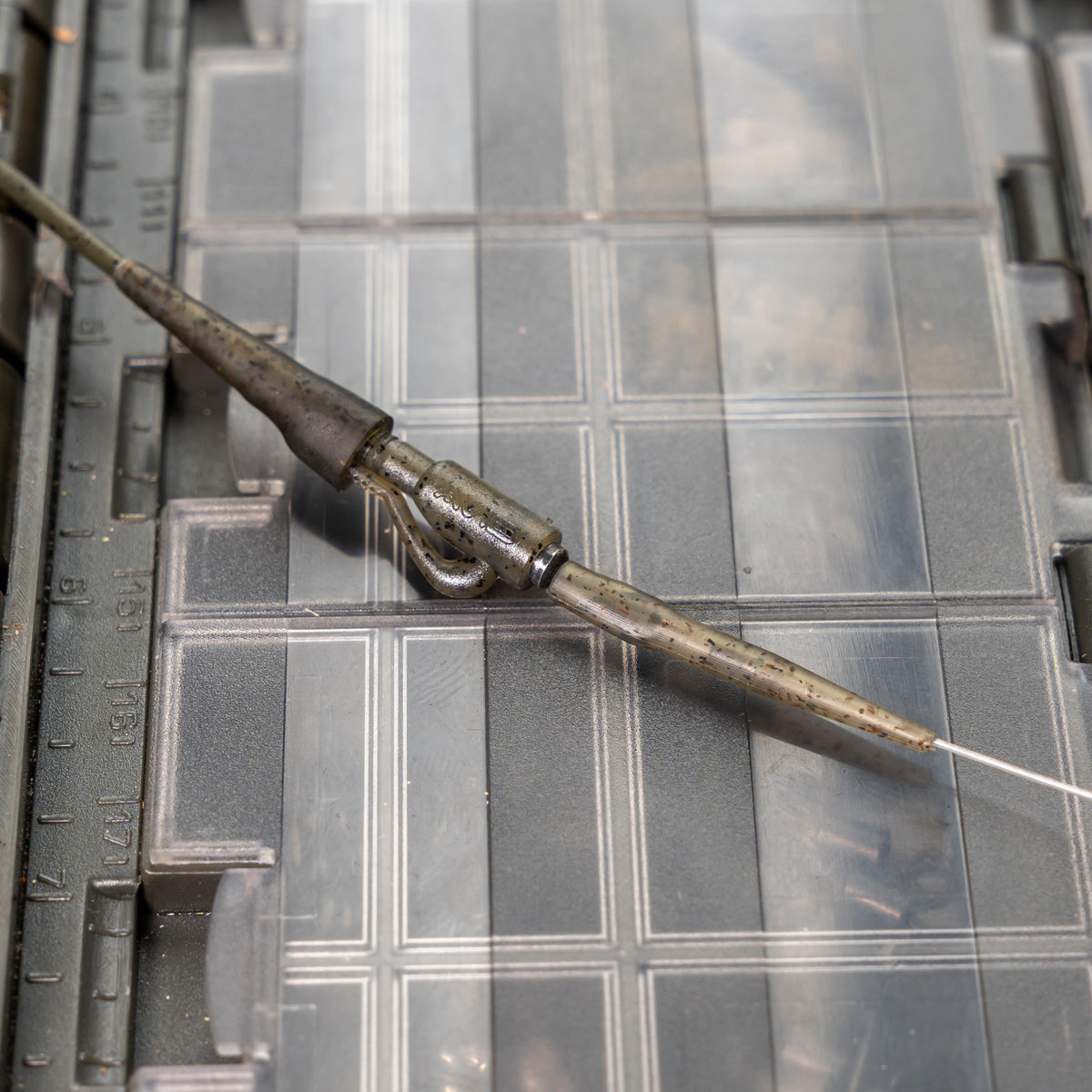 Outline QC Swivel - Size 7