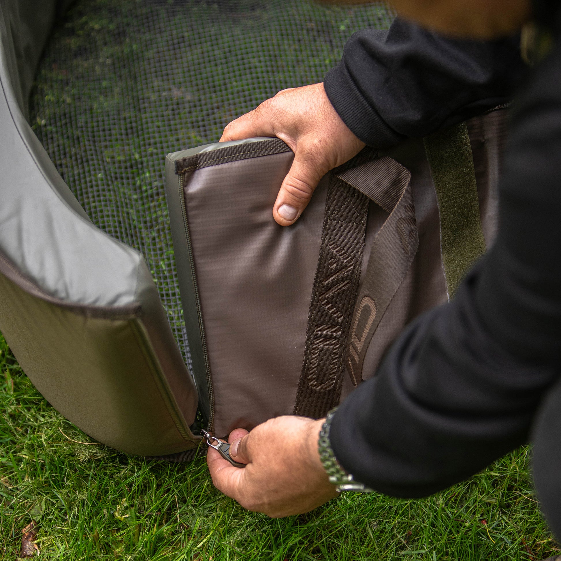 PRO-Tect Deluxe Cradle