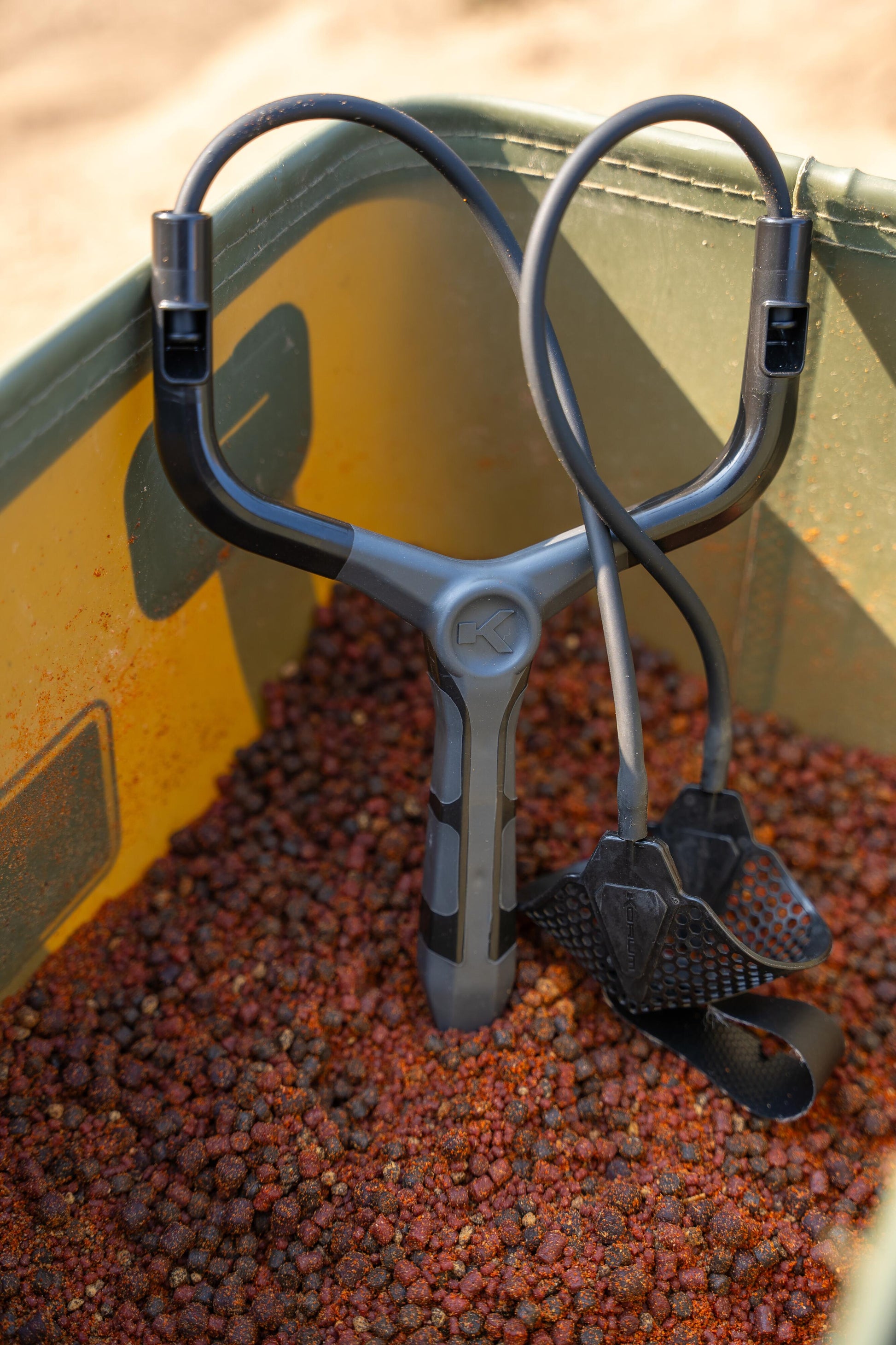 Allrounder Groundbait Catapult