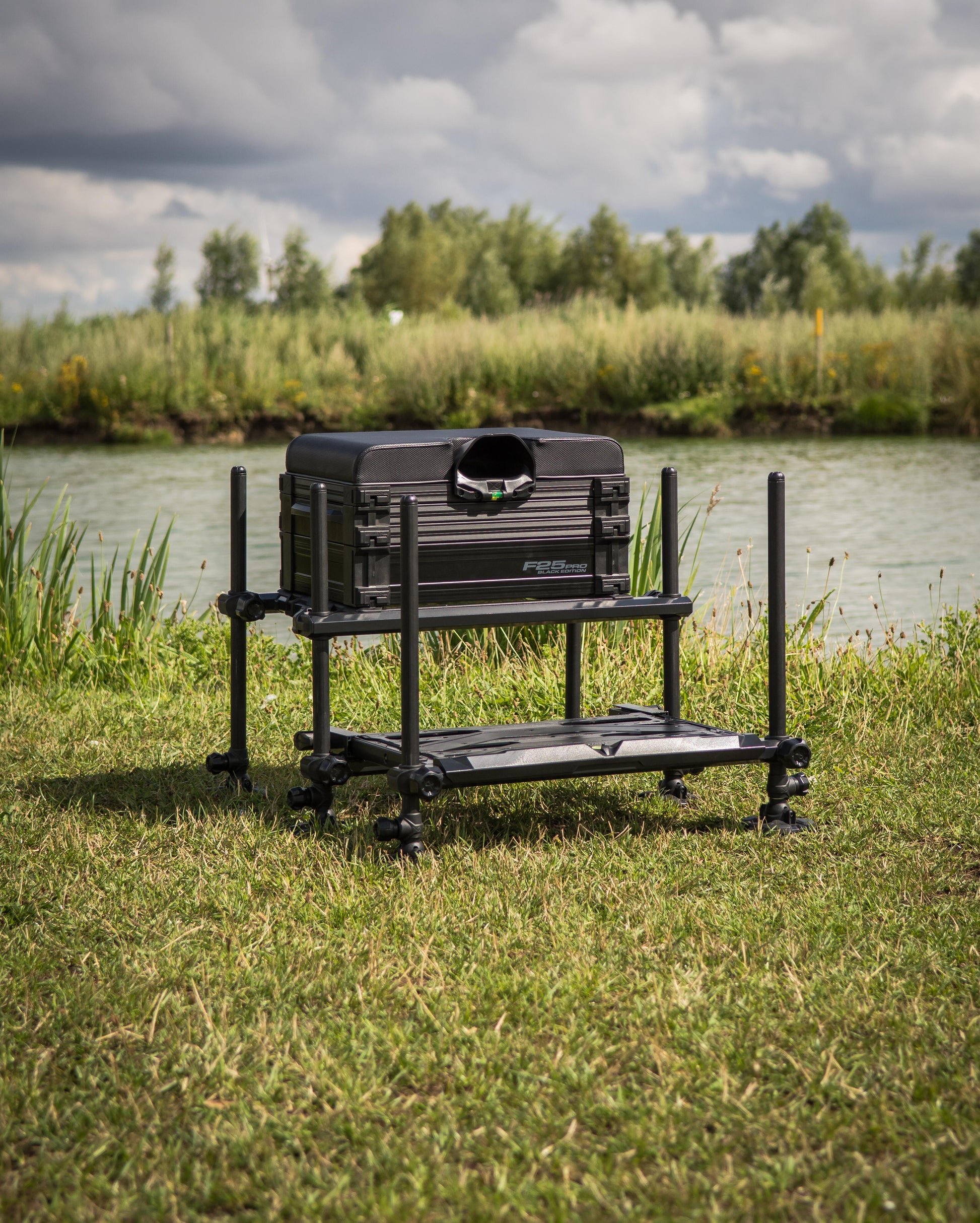 F25 Pro Seatbox