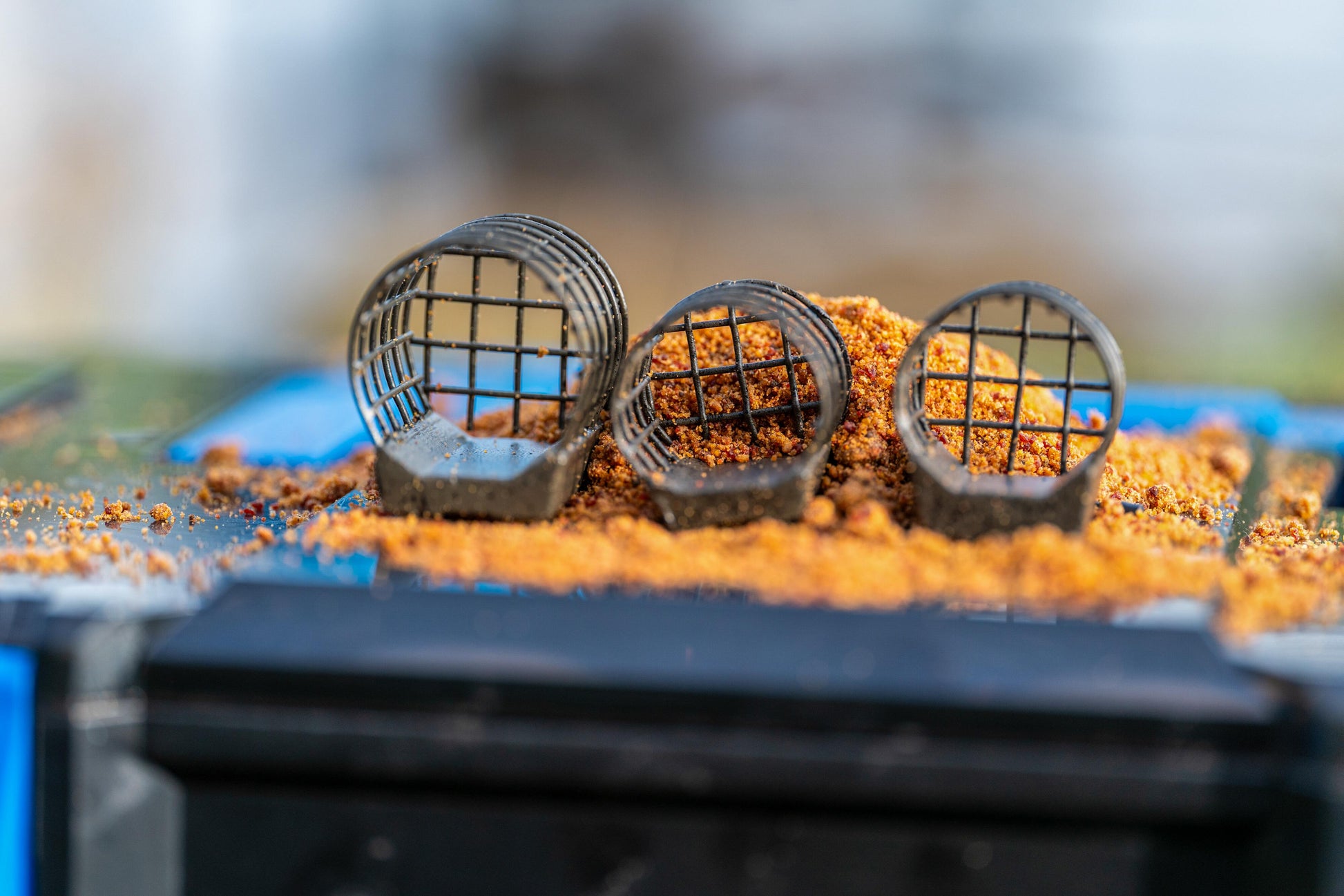 Flow Mesh Feeder