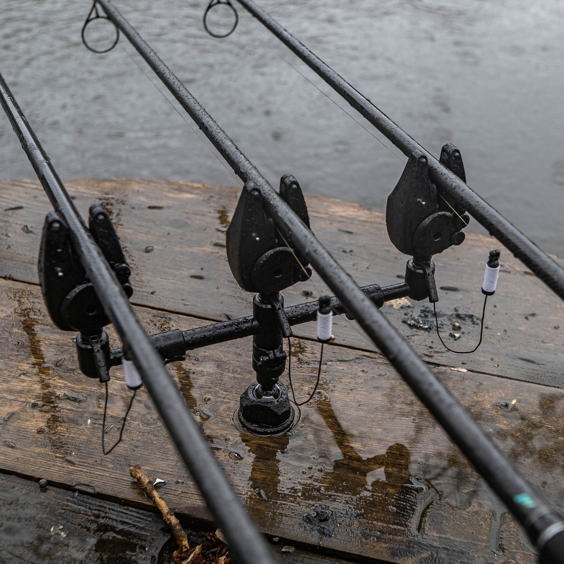 Lok Down Adjustable Stage Stand