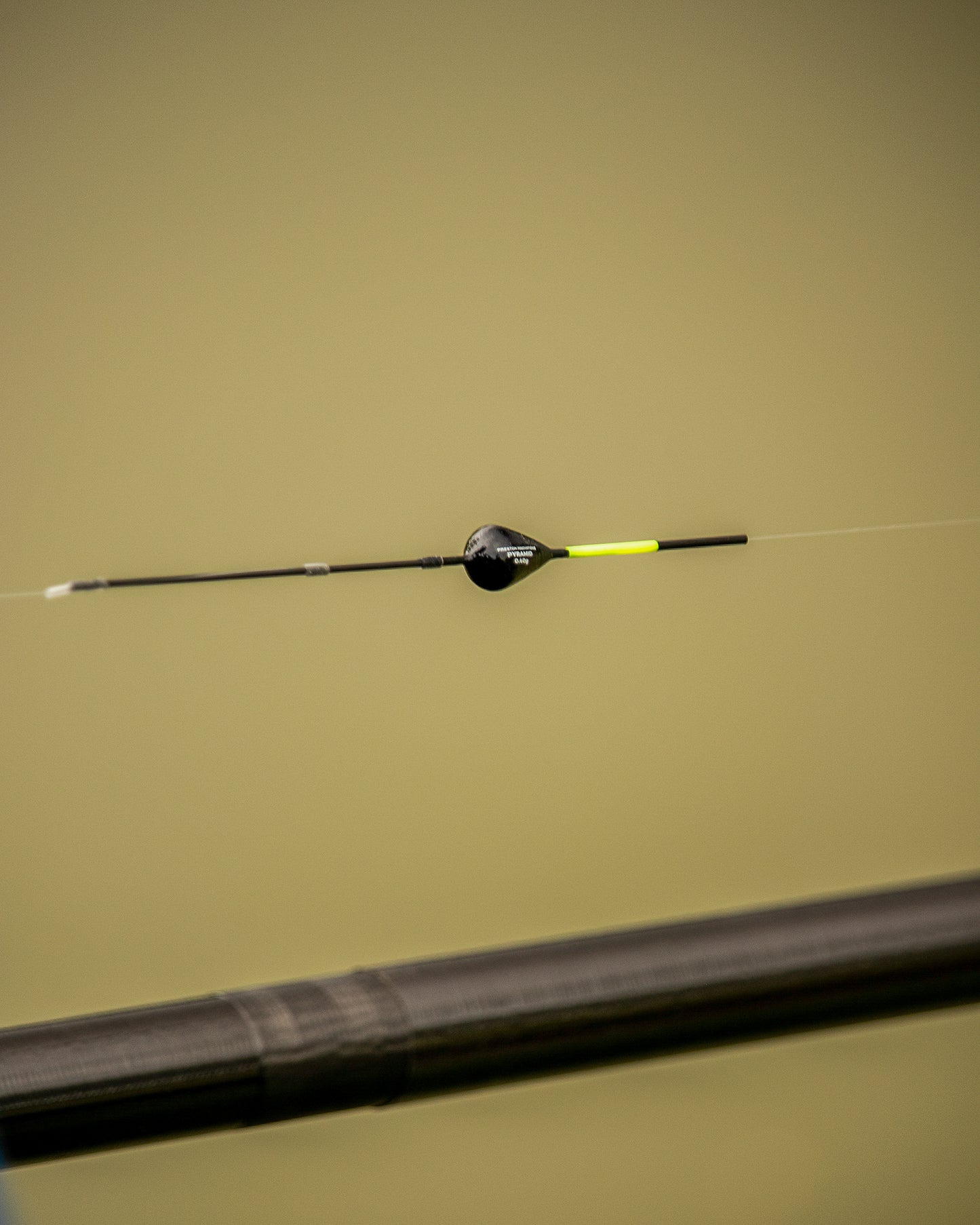 Pyramid Pole Float