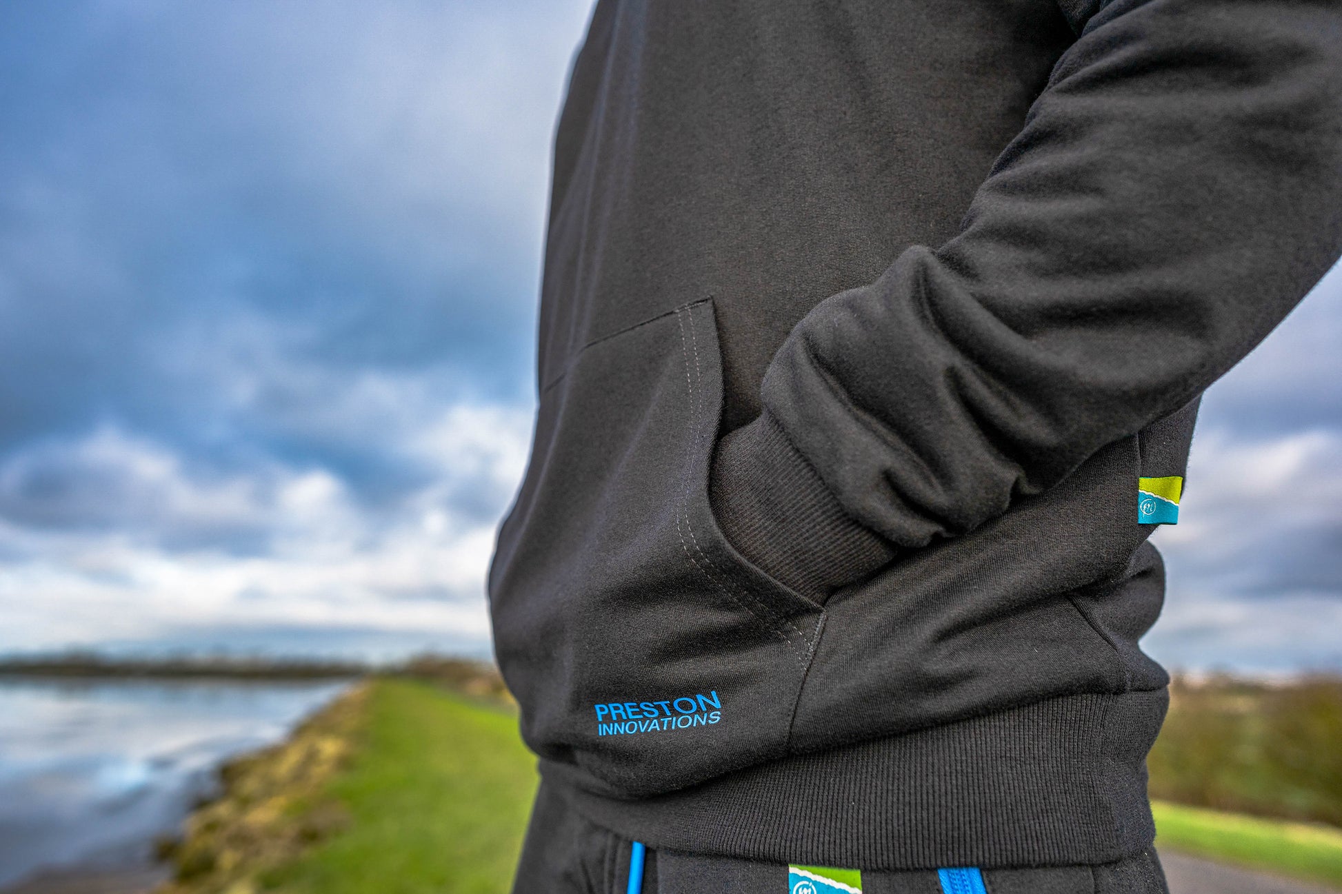 Pro Pullover Hoodie