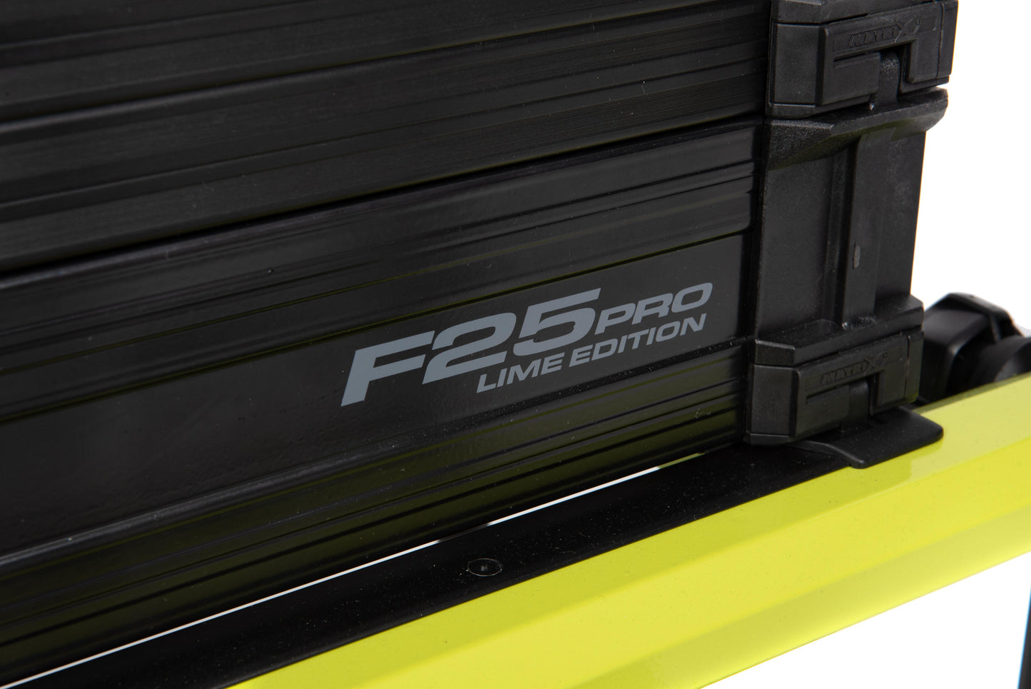 F25 Pro Seatbox