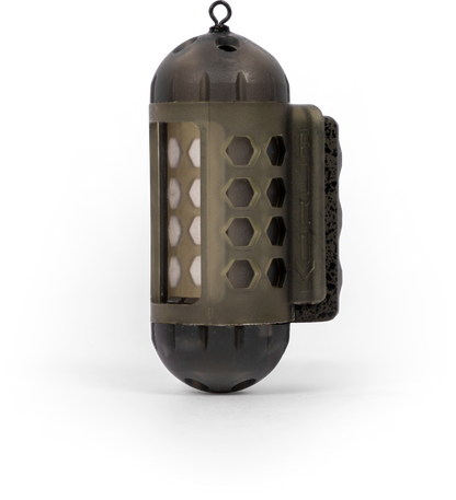 Window Maggot Feeder